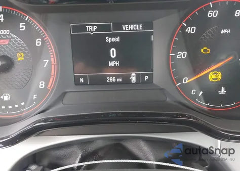 2025 Chevrolet Trax Fwd 1Rs z USA, uszkodzony, nr VIN KL77LGEP2SC294083